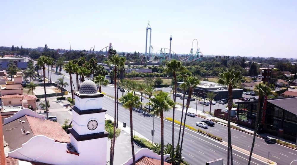 Buena Park Grand Hotel & Suites Exterior foto