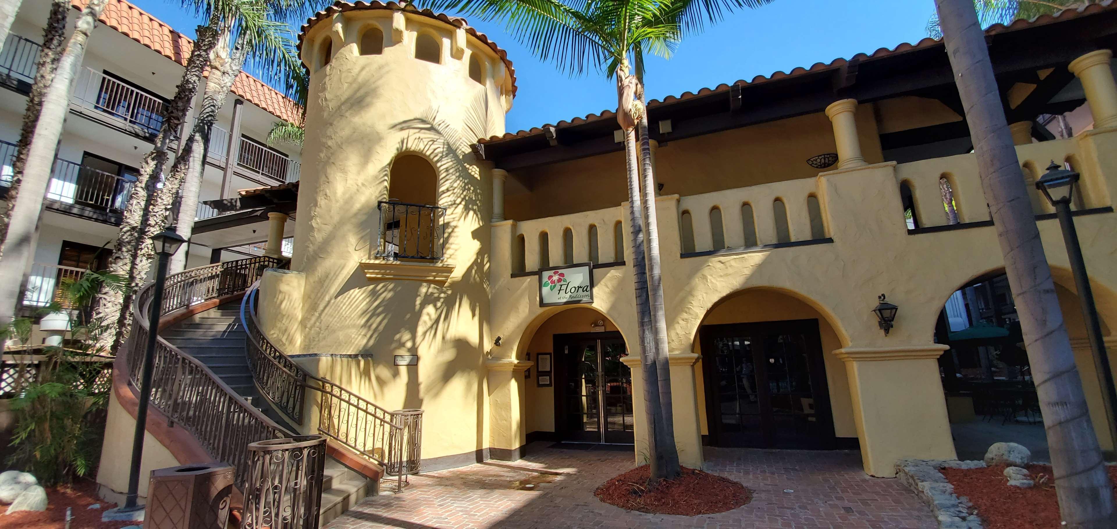 Buena Park Grand Hotel & Suites Exterior foto