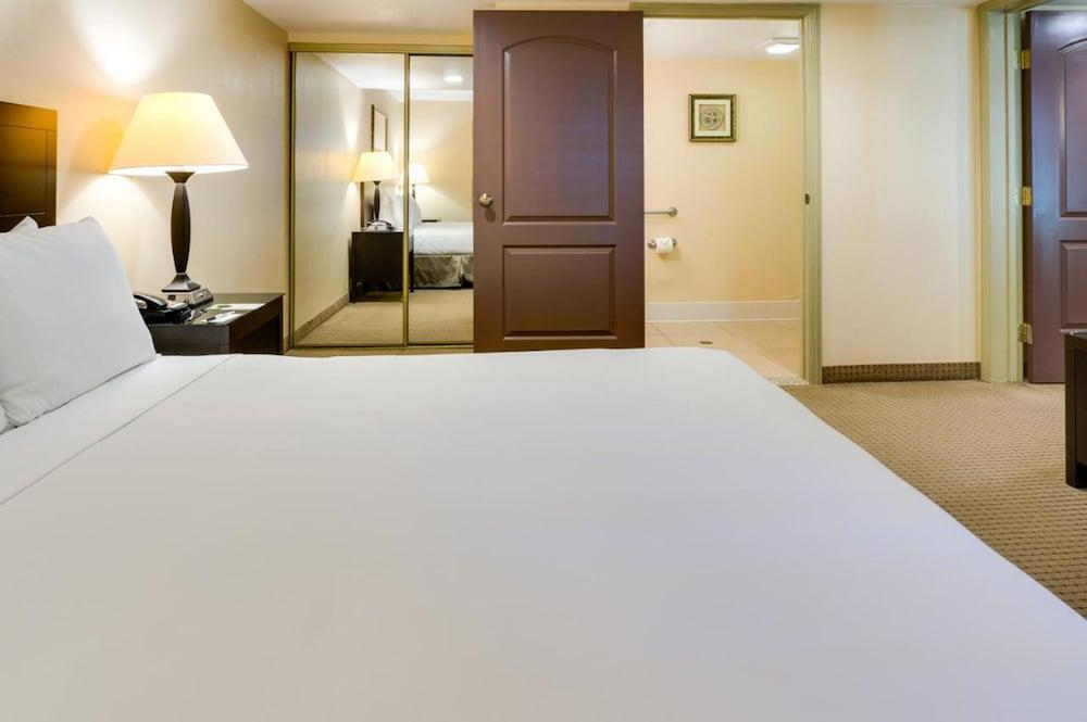 Buena Park Grand Hotel & Suites Exterior foto