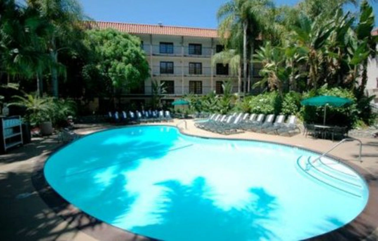 Buena Park Grand Hotel & Suites Exterior foto